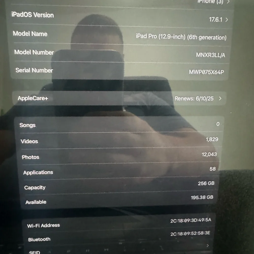 Apple iPad Pro with Gray Keyboard